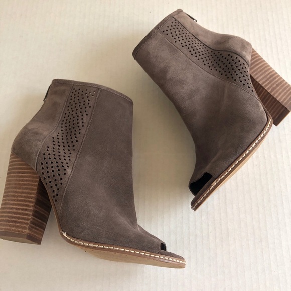 Gianni Bini Schools Out Suede Peep Toe Ankle Boot - Picture 3 of 9